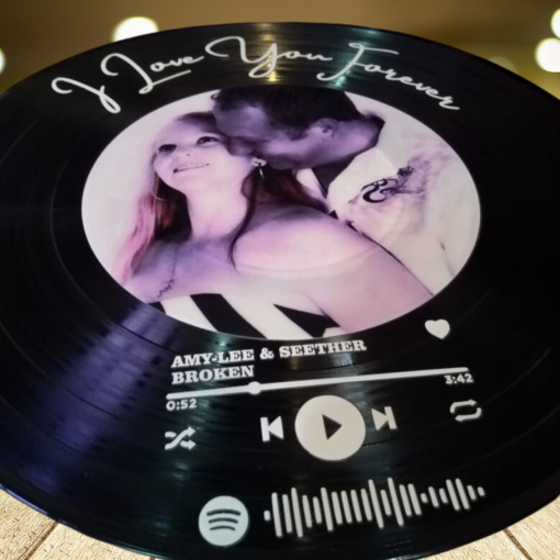 Vinyl Record Photo Stand With Music code That CAN be scanned - Image 4